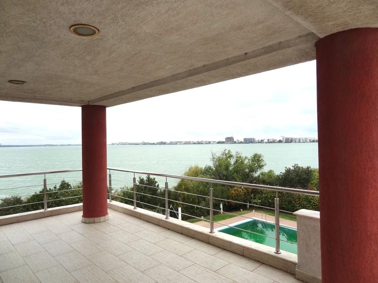 Casă individuală cu 5 camere cu Piscina în Palazu Mare
