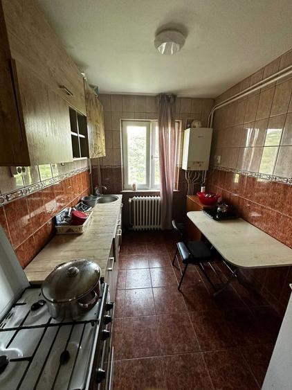 Apartament cu 2 camere semidecomandat, mobilat în Tătărași — fotografia 3