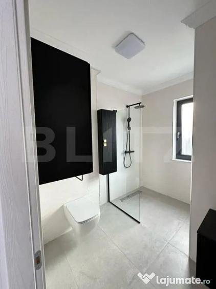 Casă cu 7 camere cu Teren 488 Mp în Seleuș