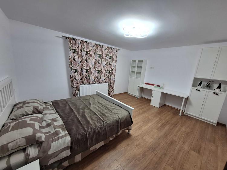 Casă cu 3 camere în Dumbrăvioara