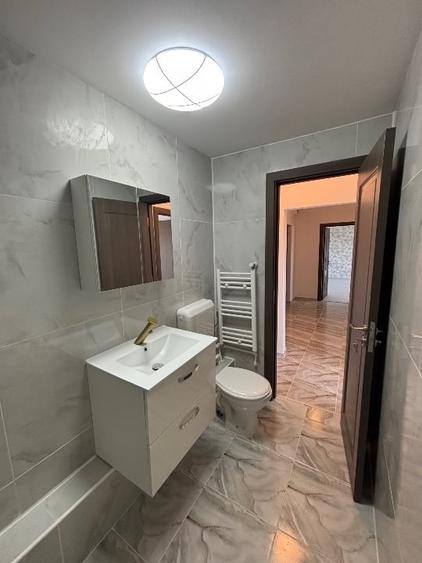 Direct proprietar. Apartament 2 camere, decomandat, zona 13 Septembrie - 6