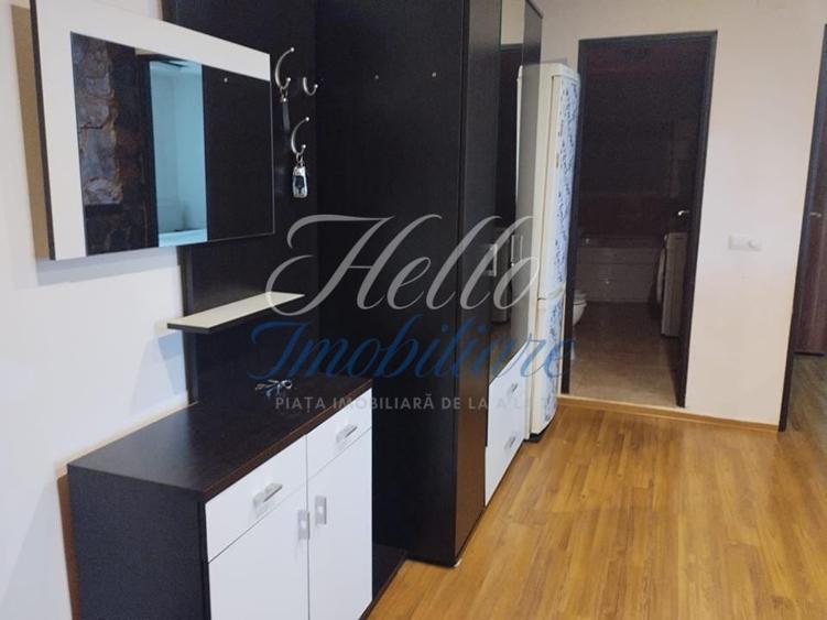 Apartament cu 2 camere semidecomandat în Florești