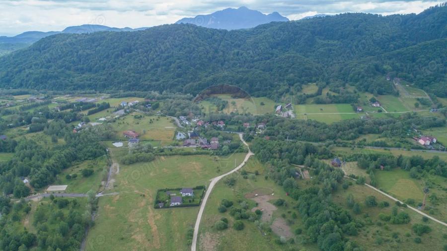 Teren de 1100 mp, în Glăjărie