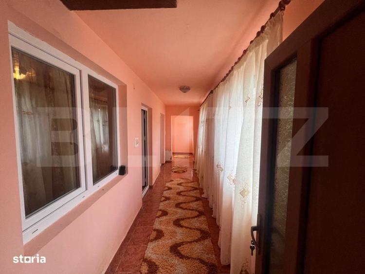 Casă cu 4 camere cu Teren 2000 Mp în Rovine