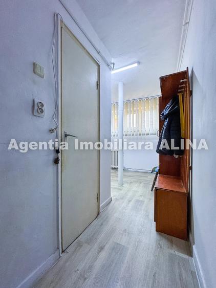 Apartament cu 2 camere decomandat în Micro 15