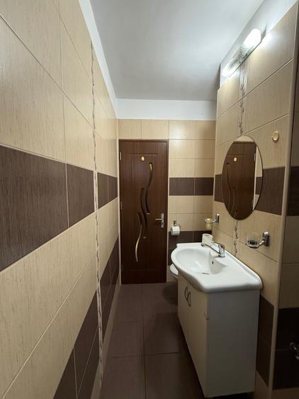 Apartament cu 2 camere decomandat în 7 Noiembrie