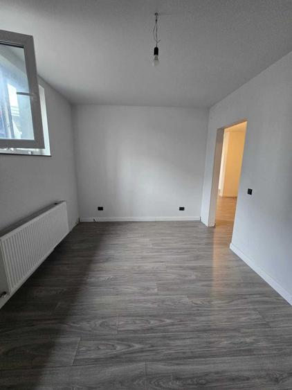 Apartament cu 2 camere decomandat în Florești