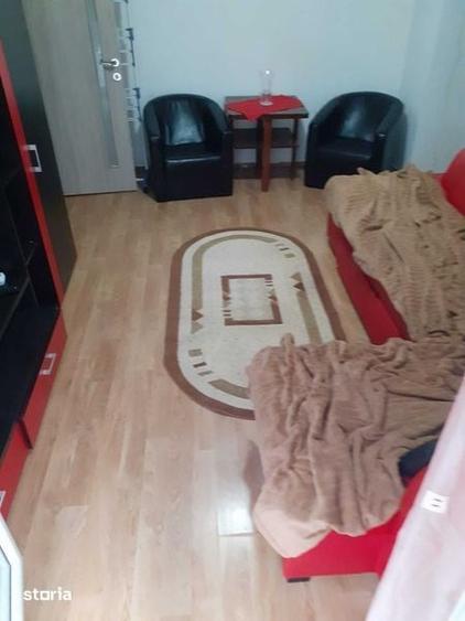 Inchiriez apartament 2 camere - 3
