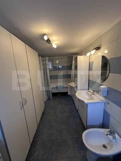 Casă individuală cu 3 camere cu Canalizare în Central