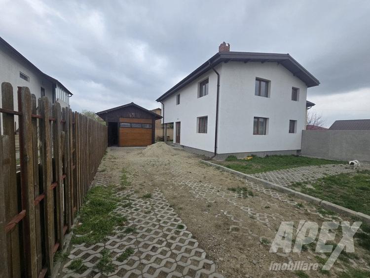 Casă individuală cu 3 camere cu Canalizare în Clinceni
