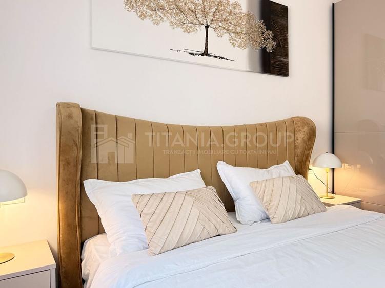Apartament cu 3 camere semidecomandat în Tractorul