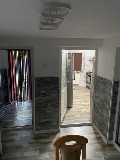 Casă cu 3 camere în Central
