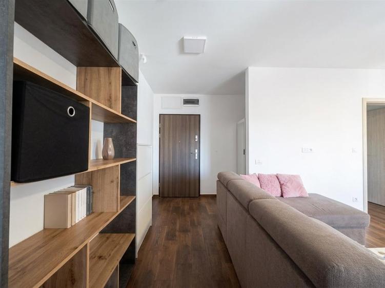 RECO Apartament in bloc nou 2 camere la etaju 2 - 5