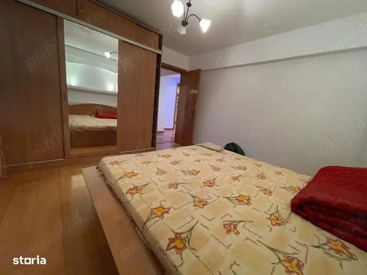 Apartament cu 3 camere decomandat în Drumul Taberei