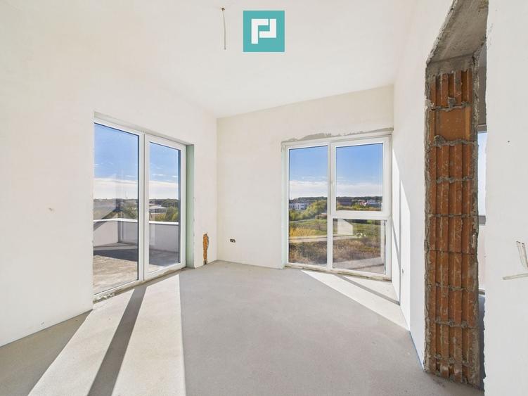 Penthouse cu 3 camere în Ghiroda