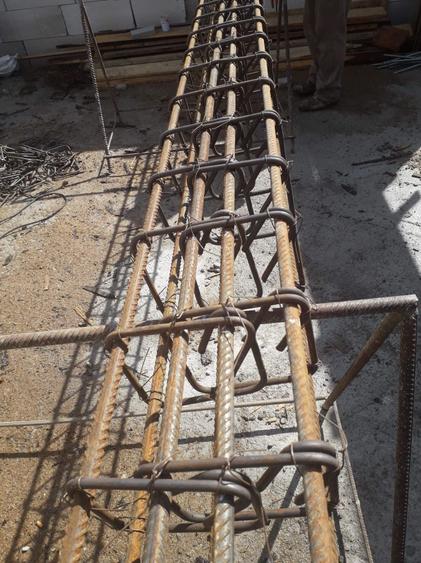 Casă cu 4 camere cu Teren 350 Mp în Borca