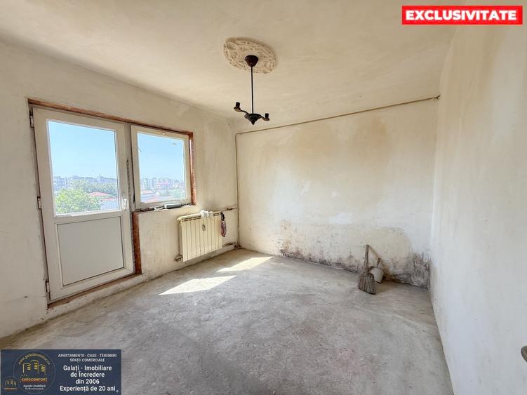 Apartament cu 3 camere decomandat în Micro 17