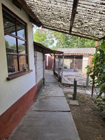 Casă cu 2 camere în Boiu
