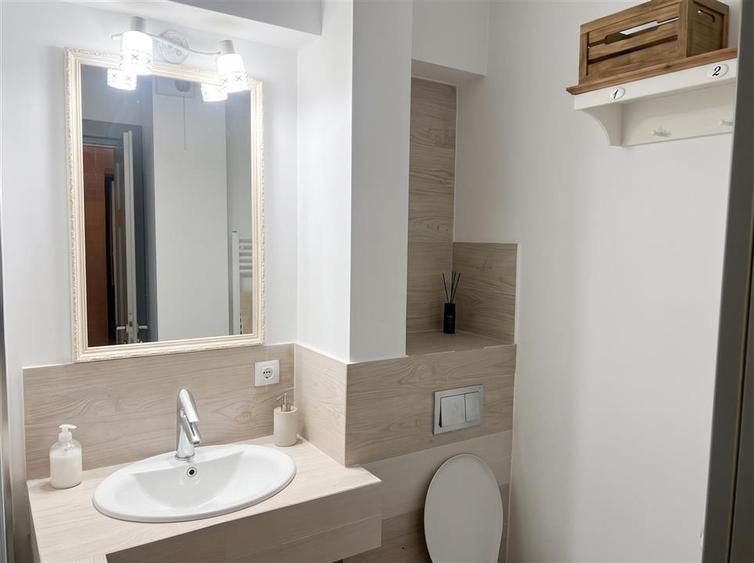 Apartament cu 2 camere decomandat, mobilat în Burdujeni