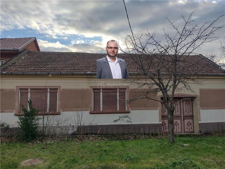 Casă individuală cu 6 camere cu Teren 40 Mp în Bogodinț