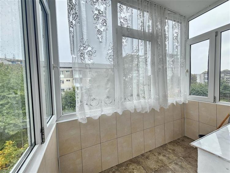 Apartament cu 2 camere semidecomandat în Cornișa
