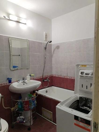Garsonieră decomandată în Nord