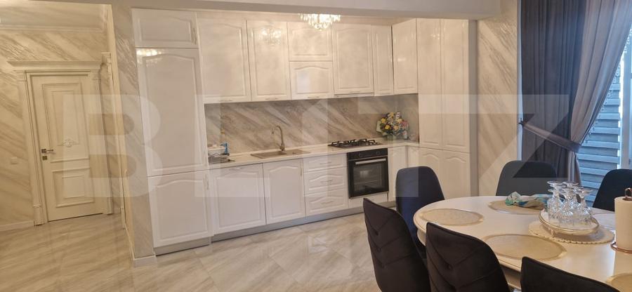 Apartament cu 3 camere semidecomandat, mobilat în Florești — fotografia 2