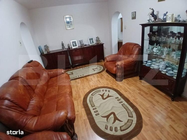 vanzare apartament 2 camere, vis-a-vis de ?coala nr. 8 - 3