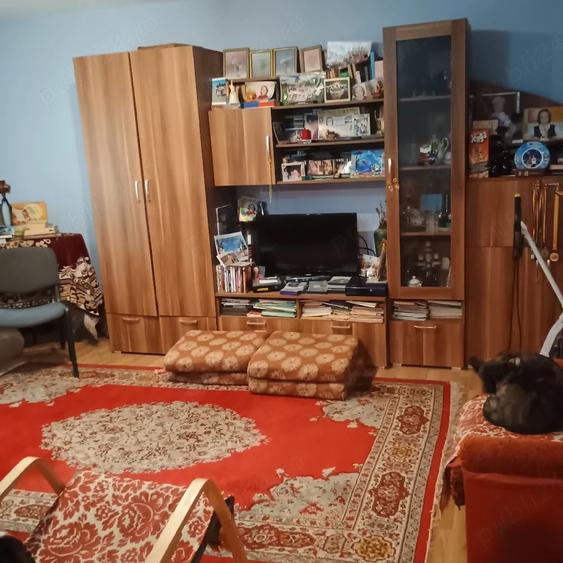 Apartament cu 4 camere decomandat în Militari