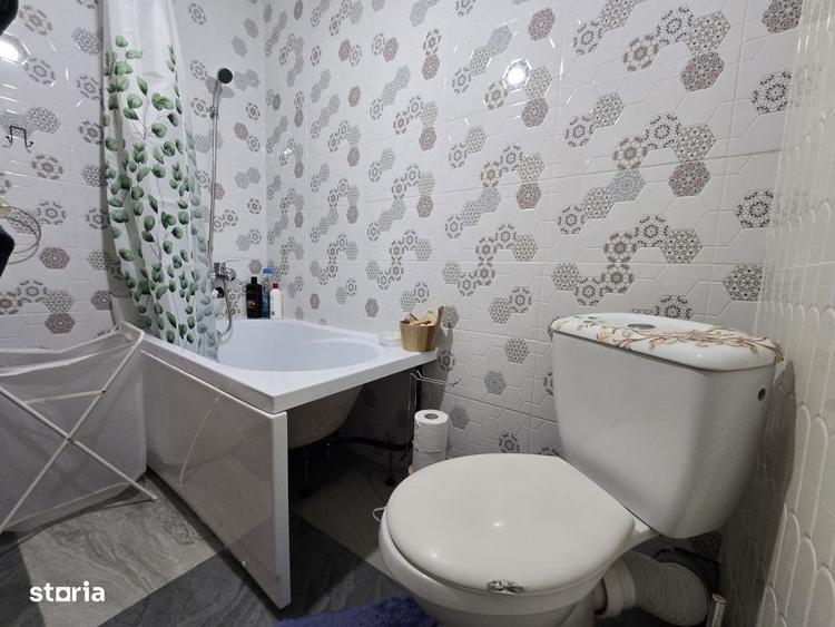 Casă cu 4 camere în Bughea de Sus