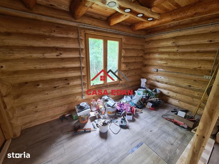 Casă cu 3 camere cu Teren 1000 Mp în Bănești