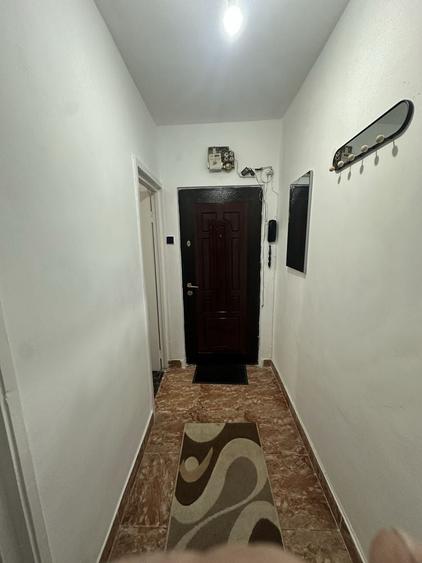Apartament cu 2 camere decomandat în Exterior Vest