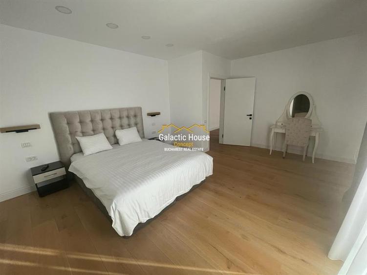 Penthouse cu 5 camere decomandat în Central