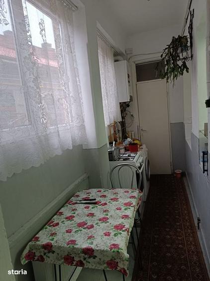 Casă cu 2 camere în Central