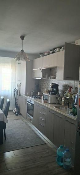Apartament cu 2 camere decomandat în Cornitoiu