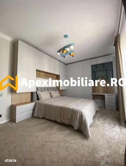 Apartament cu 3 camere semidecomandat în Băneasa