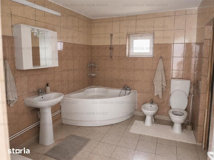 Casă cu 3 camere cu Teren 1800 Mp în Vâlcele