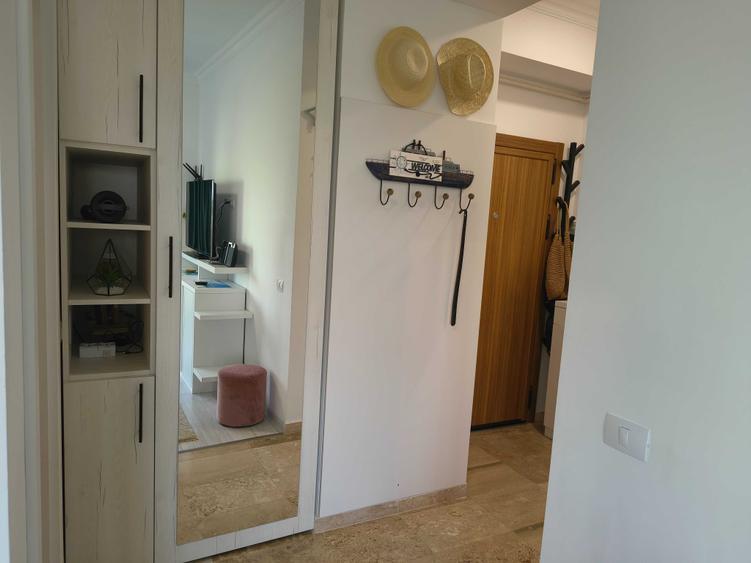 Apartament cu 2 camere semidecomandat în Ultracentral