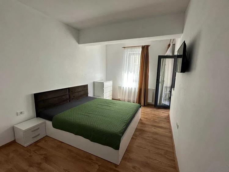 Apartament cu 2 camere decomandat, mobilat în Aurel Vlaicu