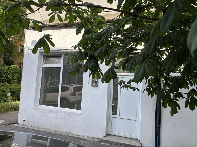 Spațiu comercial, de 132 mp, în Gara