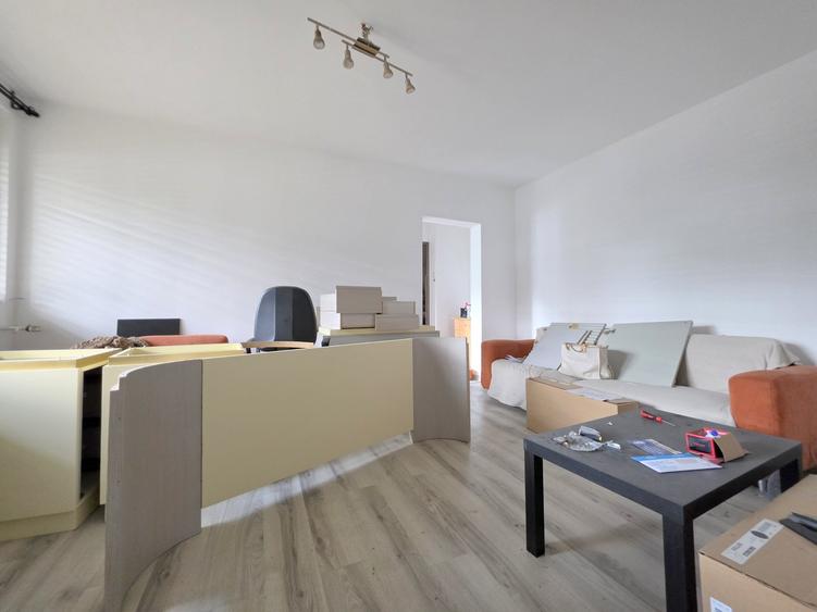 Apartament cu 2 camere în Grivița