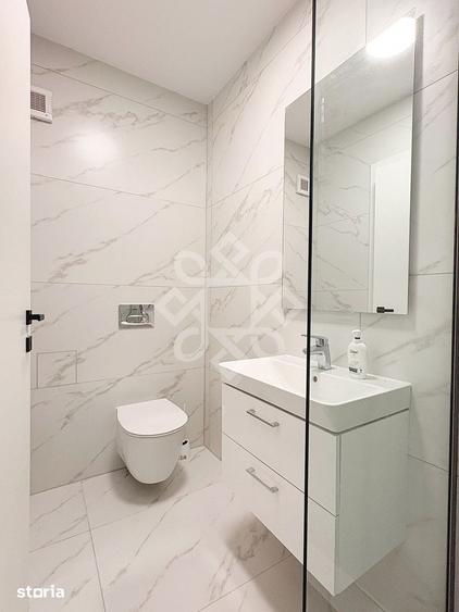 Apartament cu 3 camere decomandat în Seleuș