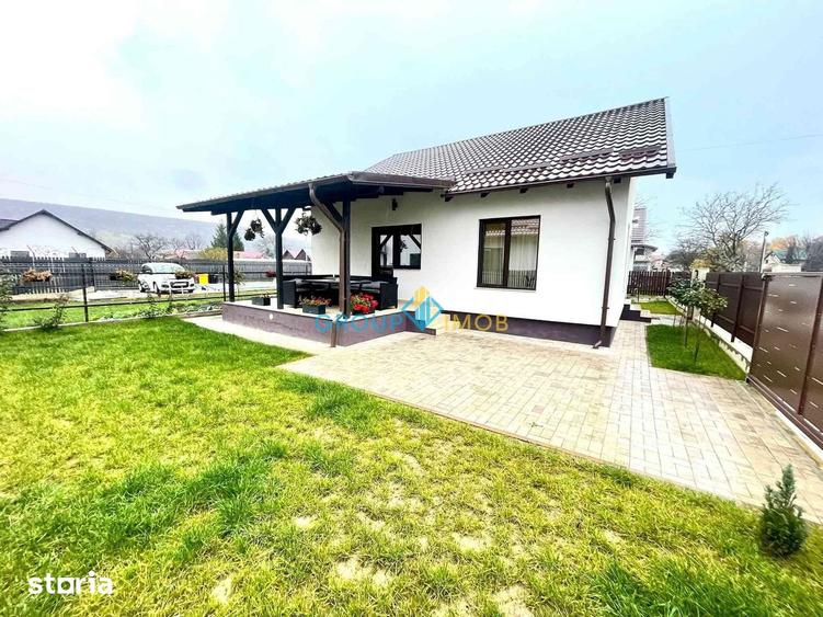 Casă cu 3 camere cu Teren 250 Mp în Dofteana