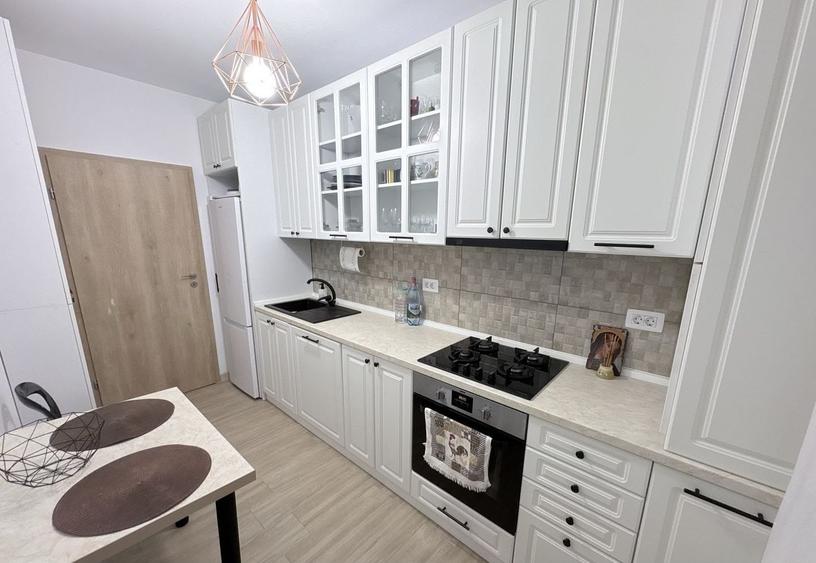 Apartament cu 2 camere, mobilat în Militari