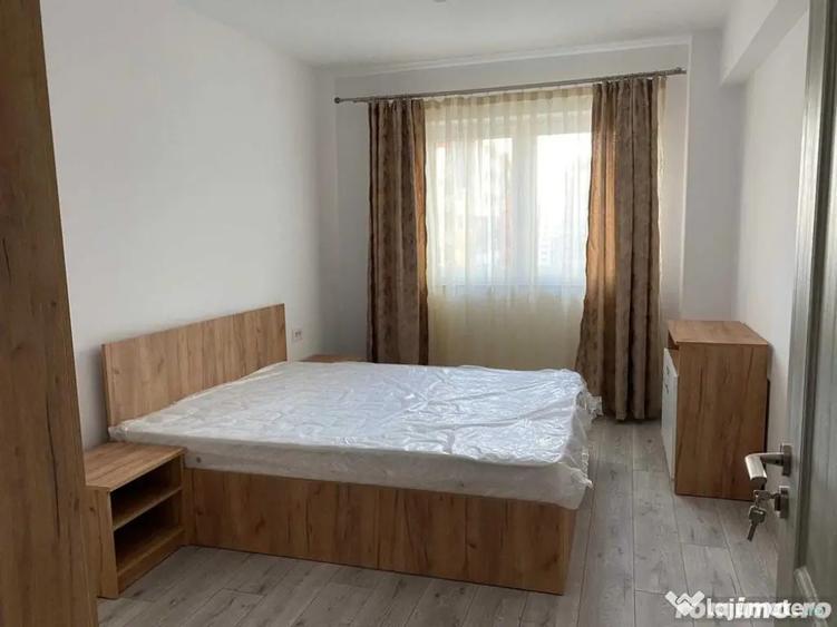Apartament cu 3 camere decomandat în Apărătorii Patriei