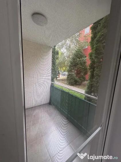 Apartament cu 2 camere decomandat în Avantgarden