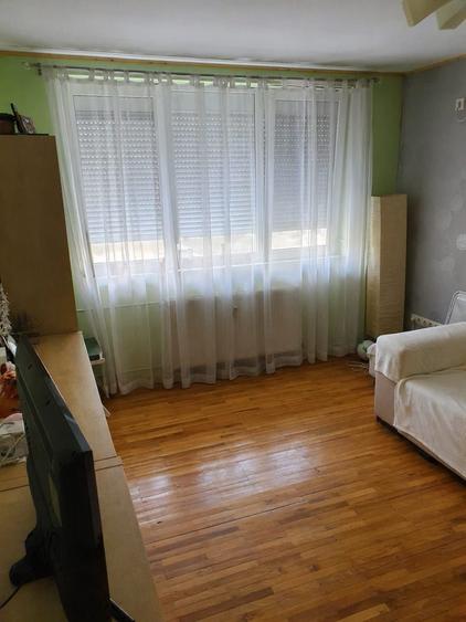 Apartament cu 2 camere decomandat în Exterior Vest