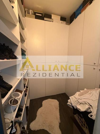 Apartament cu 3 camere decomandat, mobilat în Frumușani