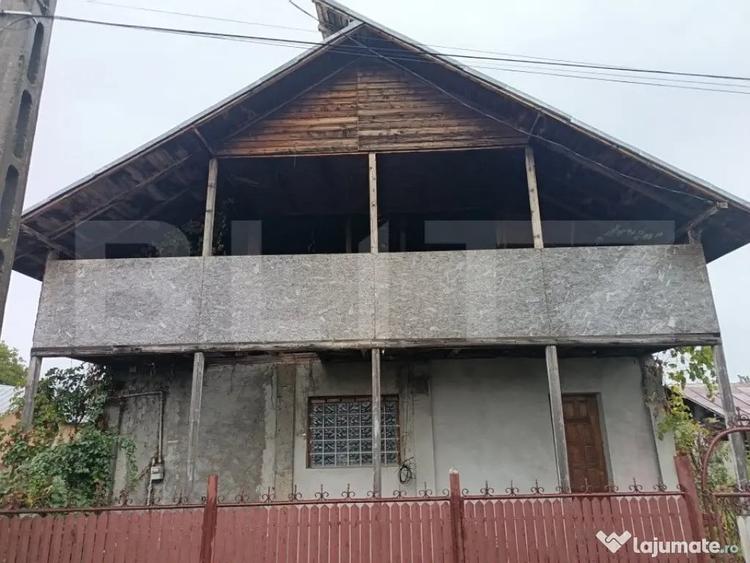 Casă cu 8 camere cu Teren 2000 Mp în Măgurele