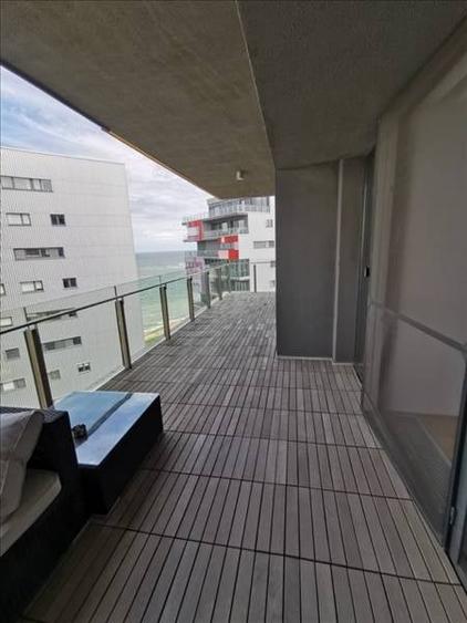 Apartament cu 3 camere decomandat, mobilat în Faleza Nord